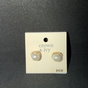 Crown & Ivy Pearl Earrings